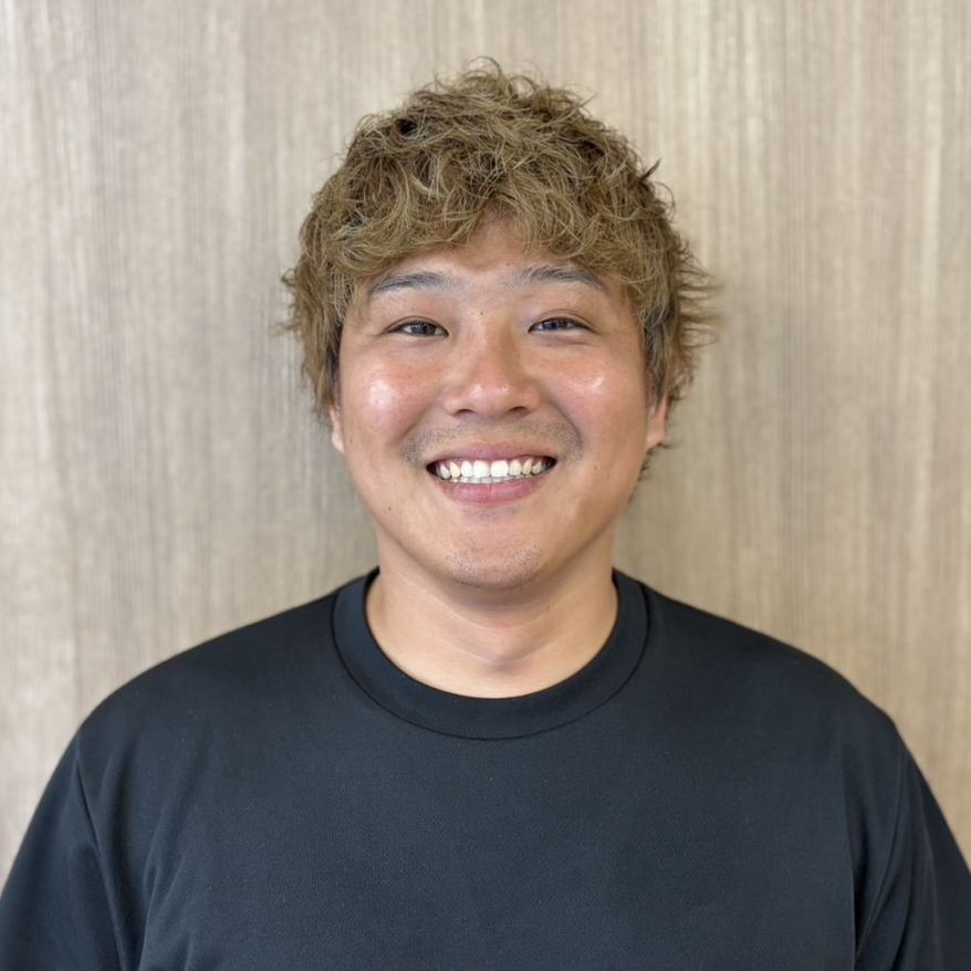 スタッフ たっくん